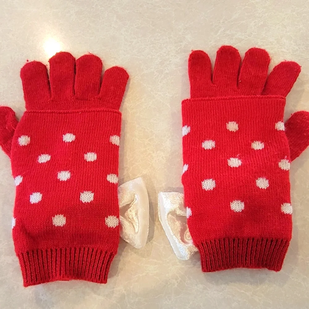 Cute Minnie Mouse Gloves from Disneyland Paris, Red & white gloves are removable